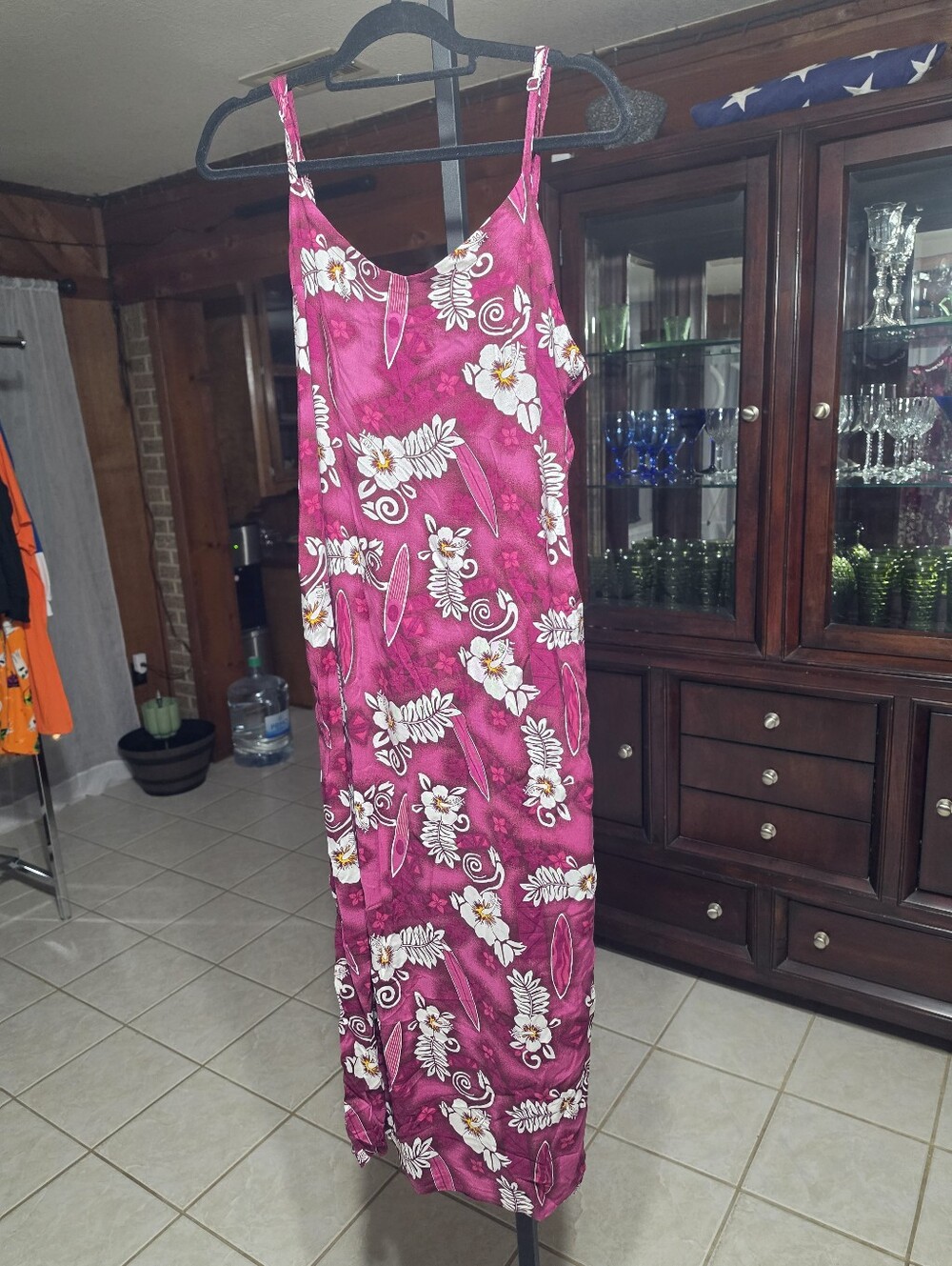 NWT Women's Clear Blue Sky Maxi Dress. Size M. Purple